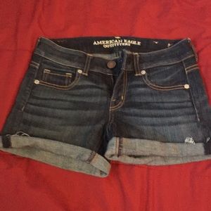 American eagle jean shorts.